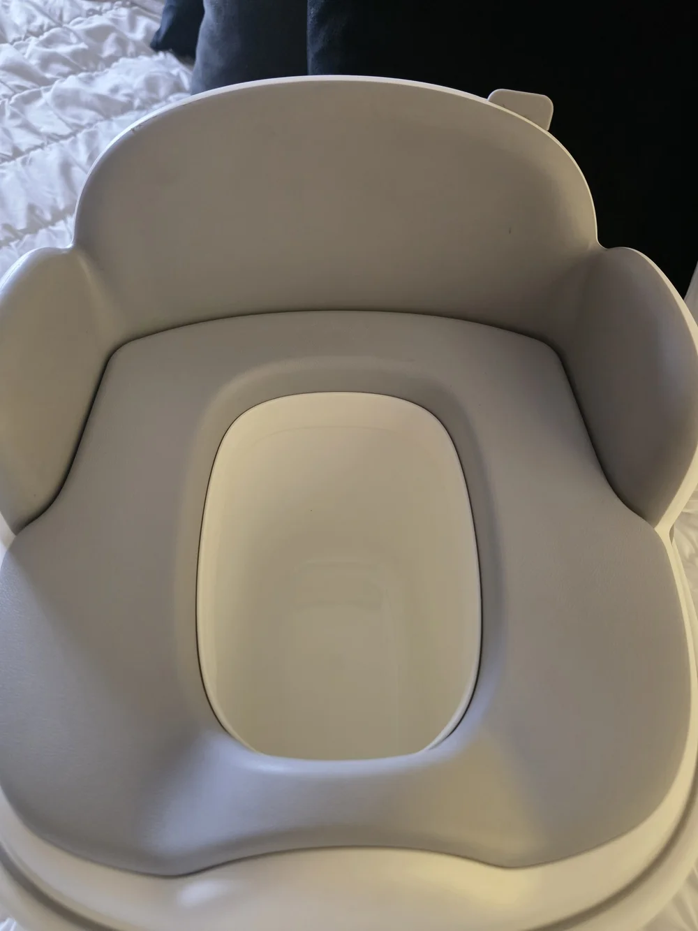 White Toddler Potty Seat – Comfortable Cushioned Trainer